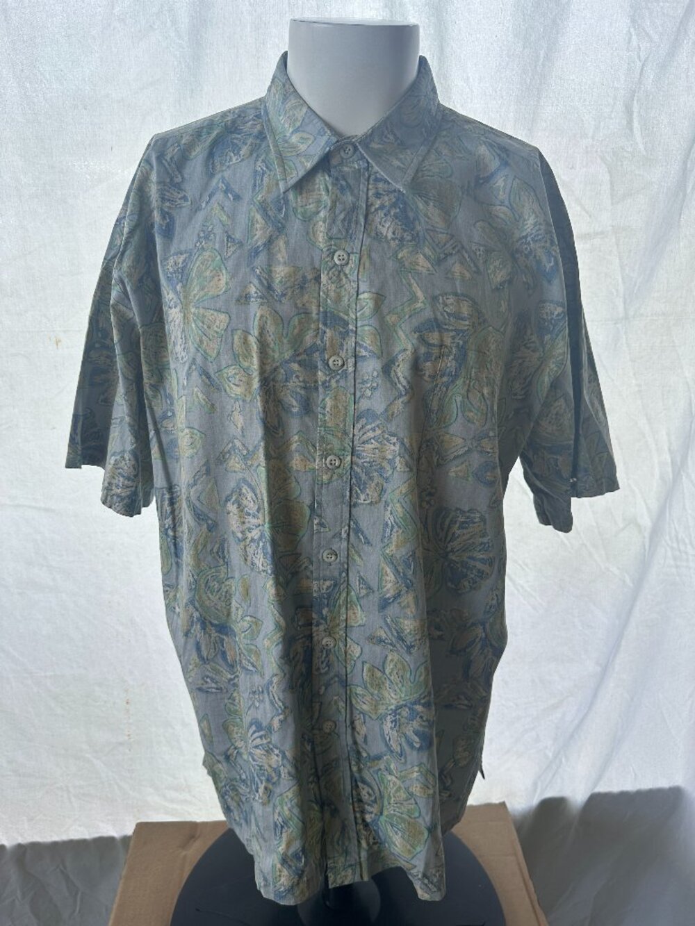 Tori Richard Men's Blue Gray Floral Leaf Tiki Pattern Hawaiian Shirt Size XL